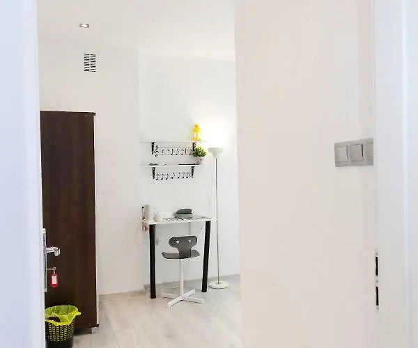 Lägenhet Comfortable Poznań